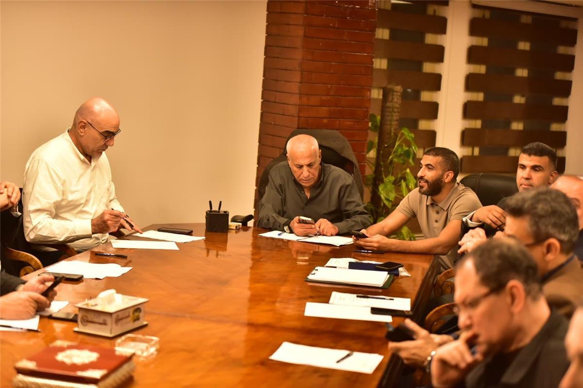 لم يعتادوا على التصويت.. و3 اجتماعات بلا قرارات.. أبرز ما قاله شوبير يفتح النار على إدارة الزمالك